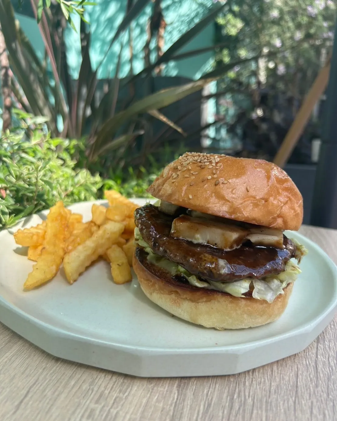 【5月マンスリーバーガー】